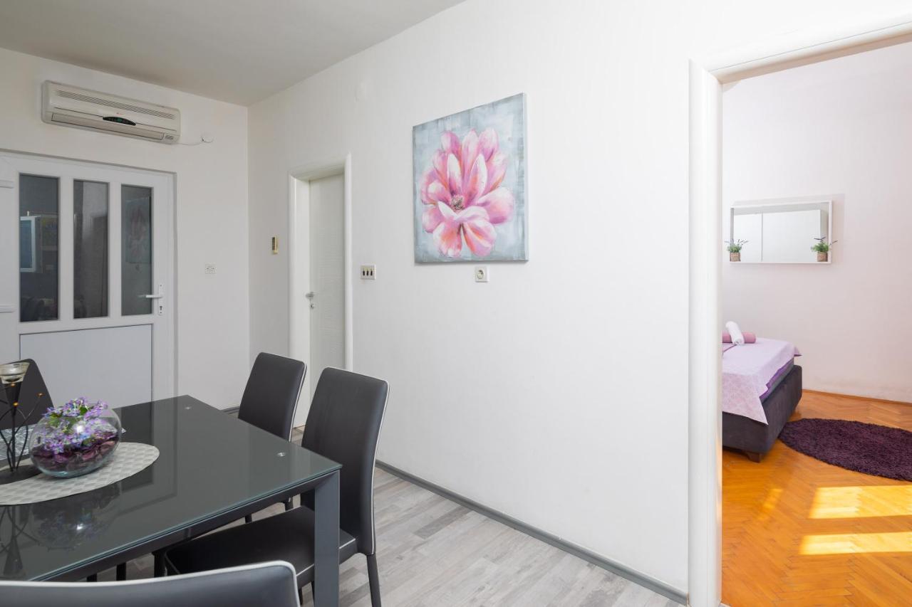 Sky Way Apartments Дуги Рат Екстериор снимка