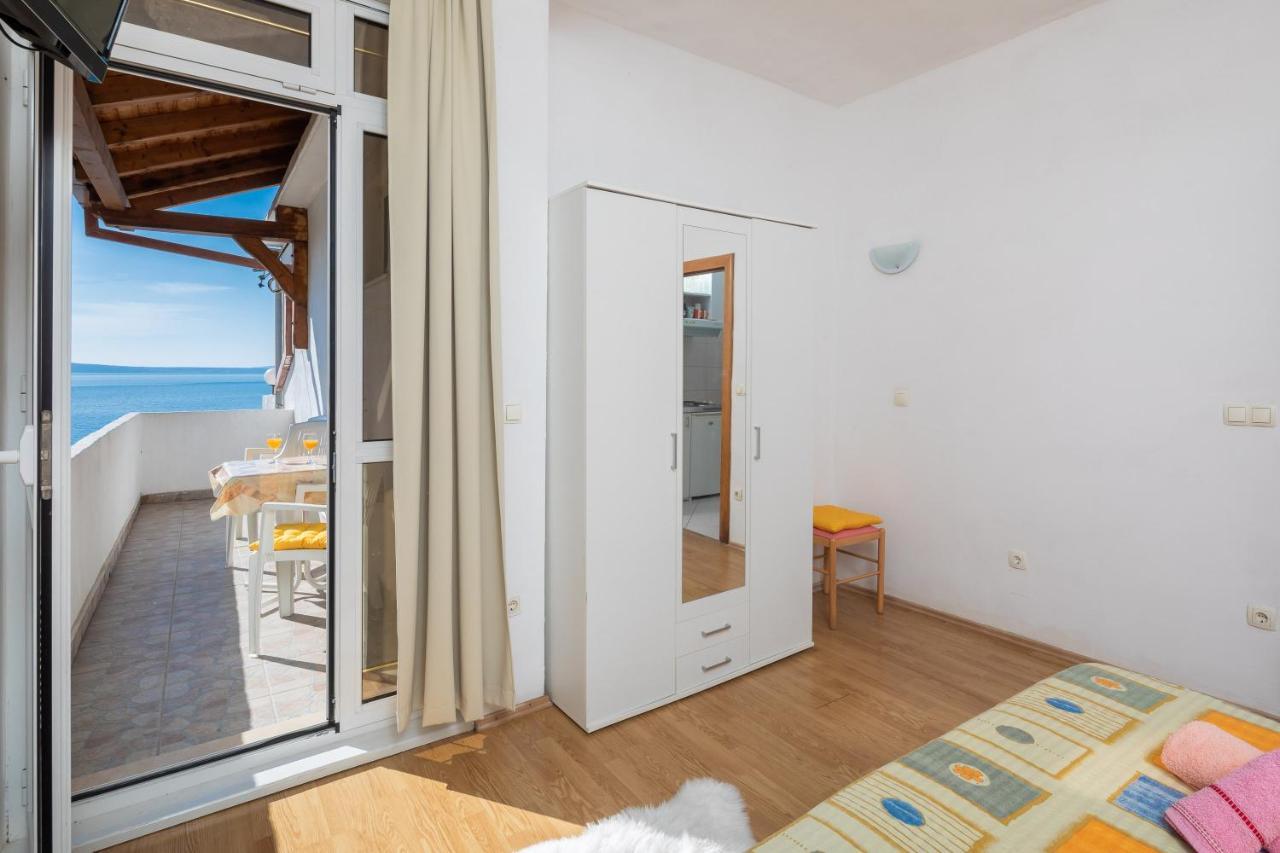 Sky Way Apartments Дуги Рат Екстериор снимка